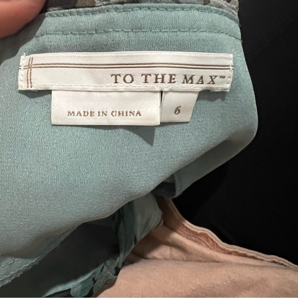 To the Max Handkerchief  Marble Silk Skirt - Picture 8 of 9